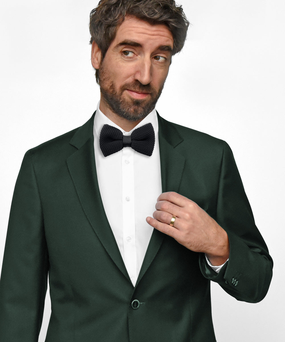 Black knitted bow tie